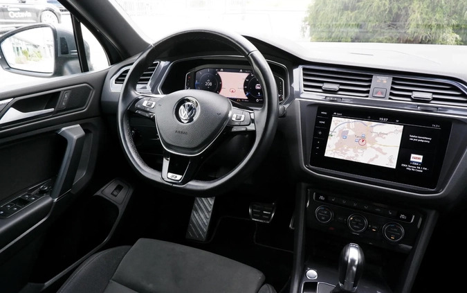 Volkswagen Tiguan cena 139900 przebieg: 99138, rok produkcji 2019 z Miastko małe 352